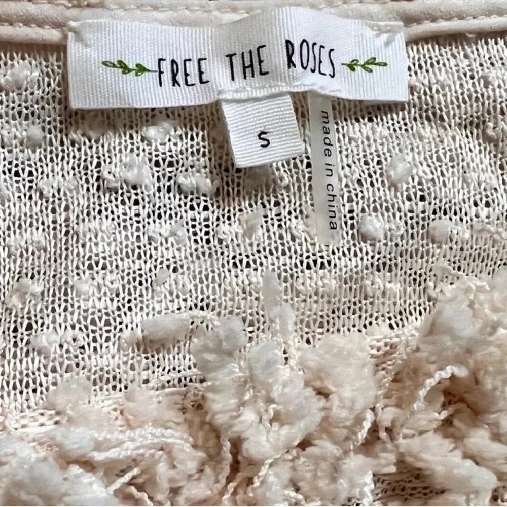 FREE THE ROSES COTTAGE CORE CREW NECK SWEATER CREAM AND TAN - Picture 9 of 10